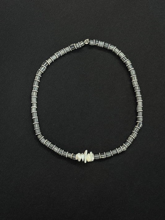 Collier Totem « Gris Hurricane »